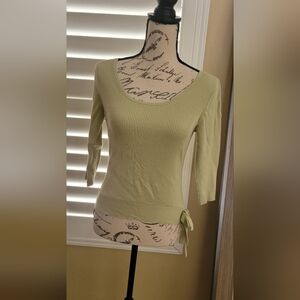 Casual corner pea green knitted sweater top